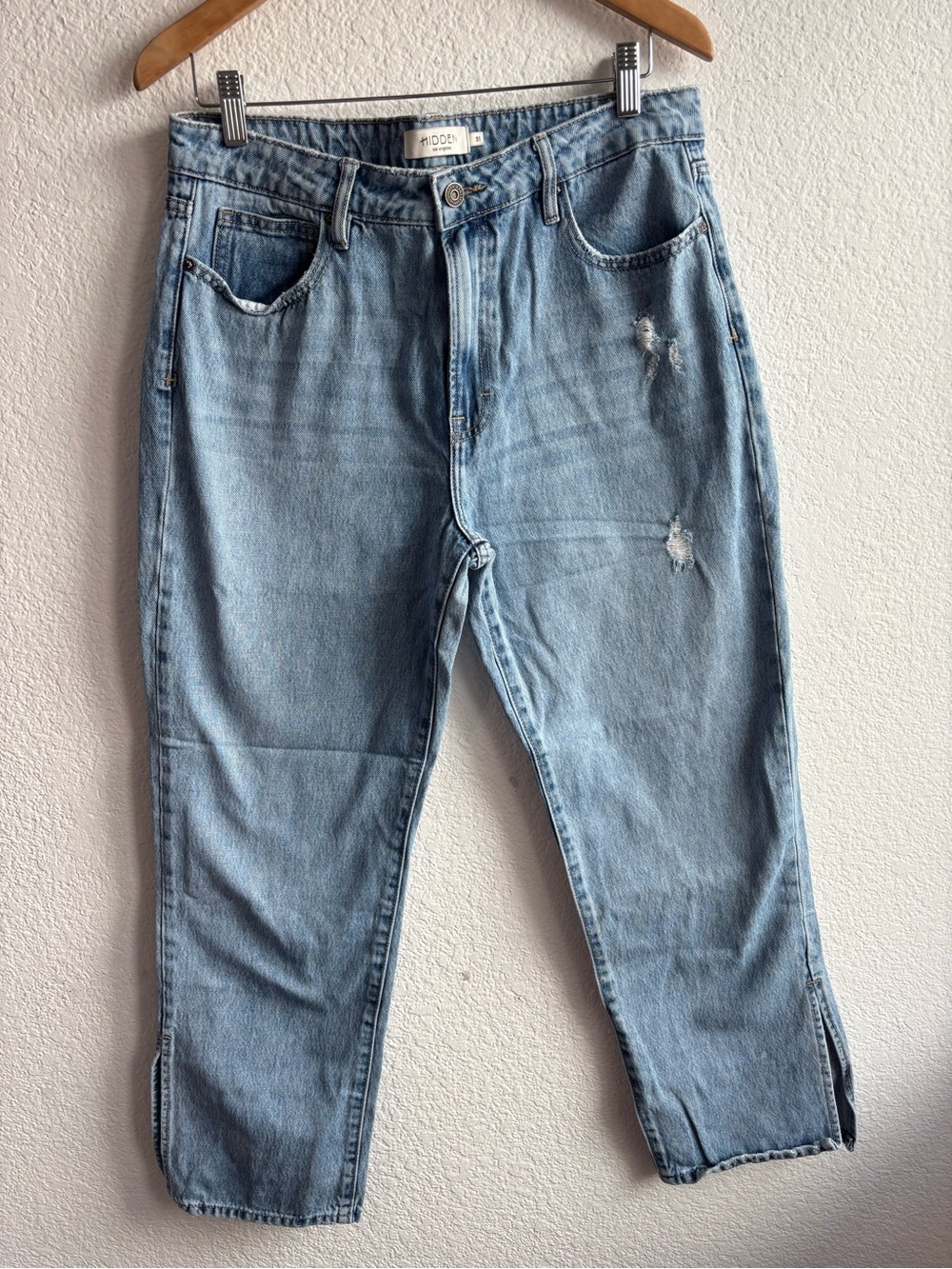 Hidden Distressed Light Wash Jeans Womens Size 31
